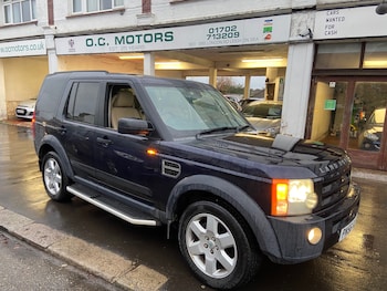 Land Rover Discovery feature image