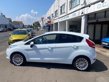 Used Ford Fiesta 2012 for sale - 79232289: Photo