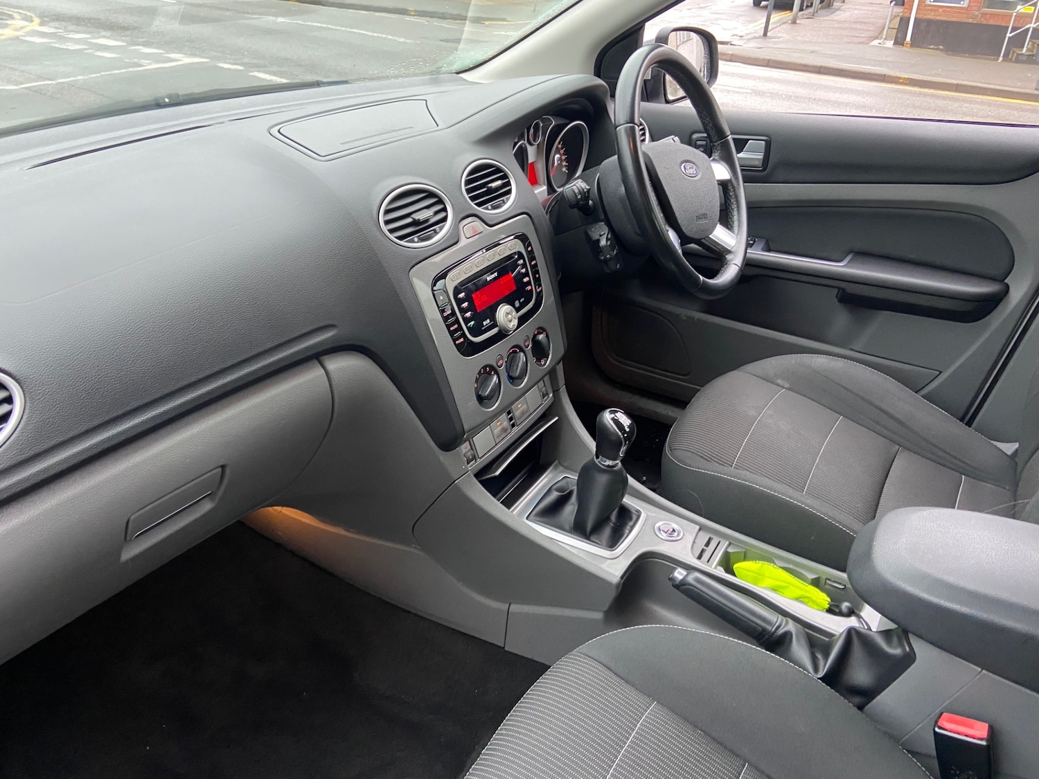 Used Ford Focus 2010 for sale - 77450073: Photo 5