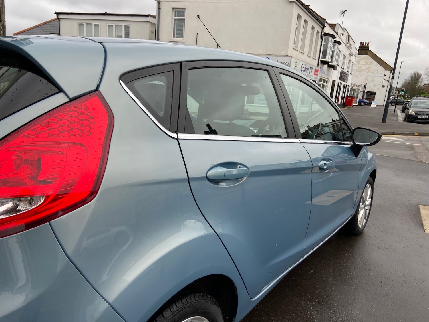 Used Ford Fiesta 2010 for sale - 77935239: Photo 18