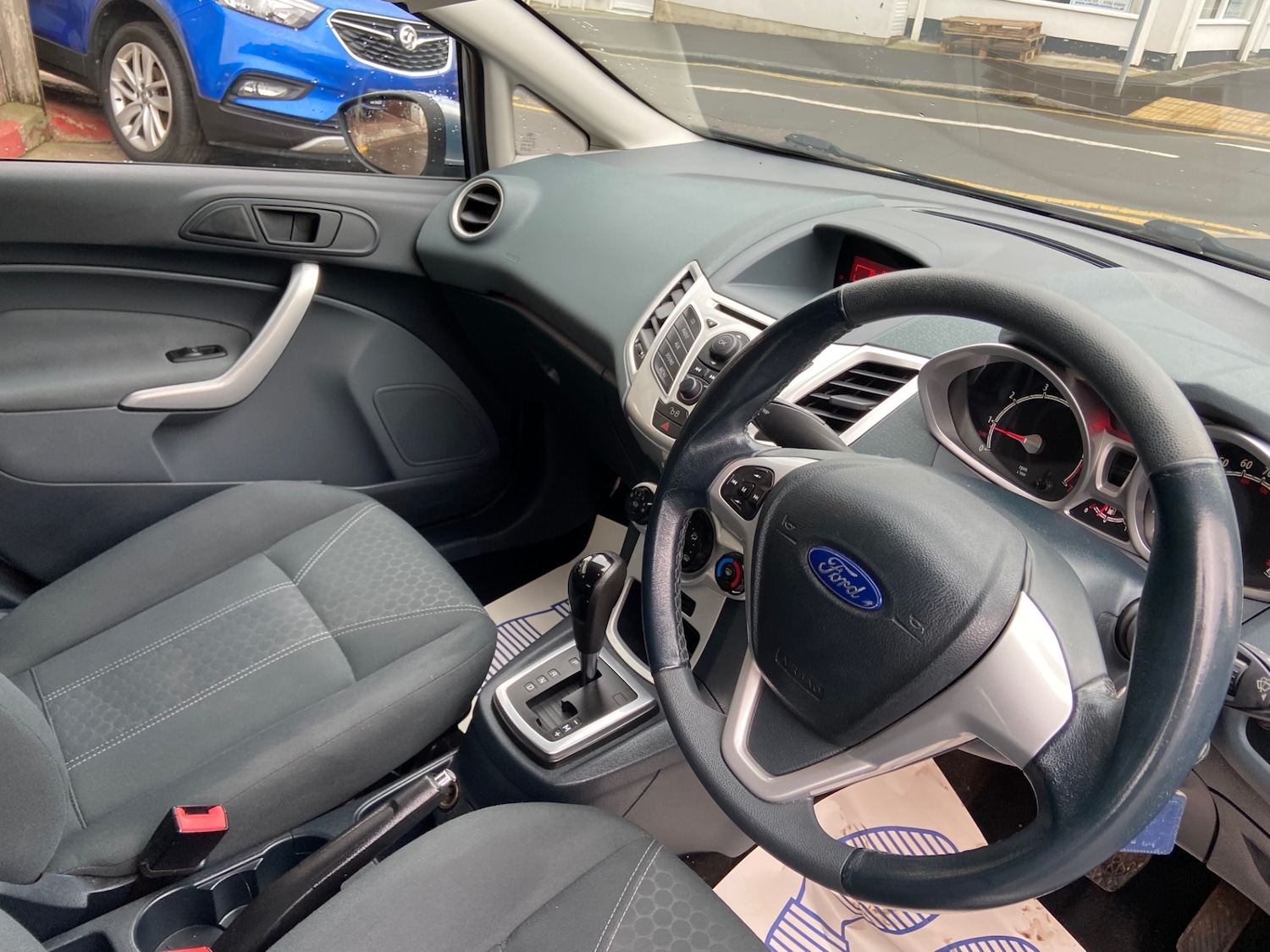 Used Ford Fiesta 2010 for sale - 77935239: Photo 19