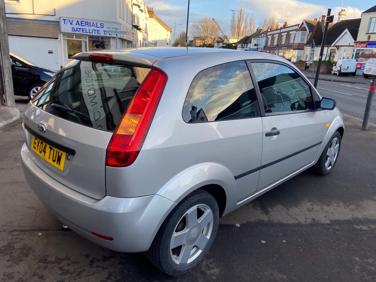 Used Ford Fiesta 2004 for sale - 76805037: Photo 11