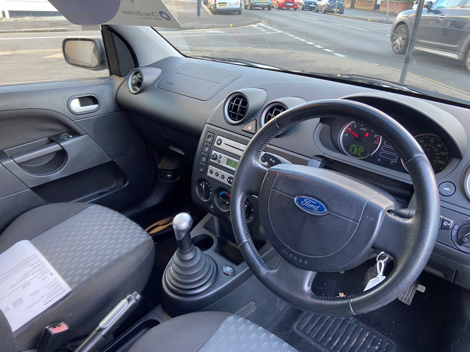 Used Ford Fiesta 2004 for sale - 76805037: Photo 9