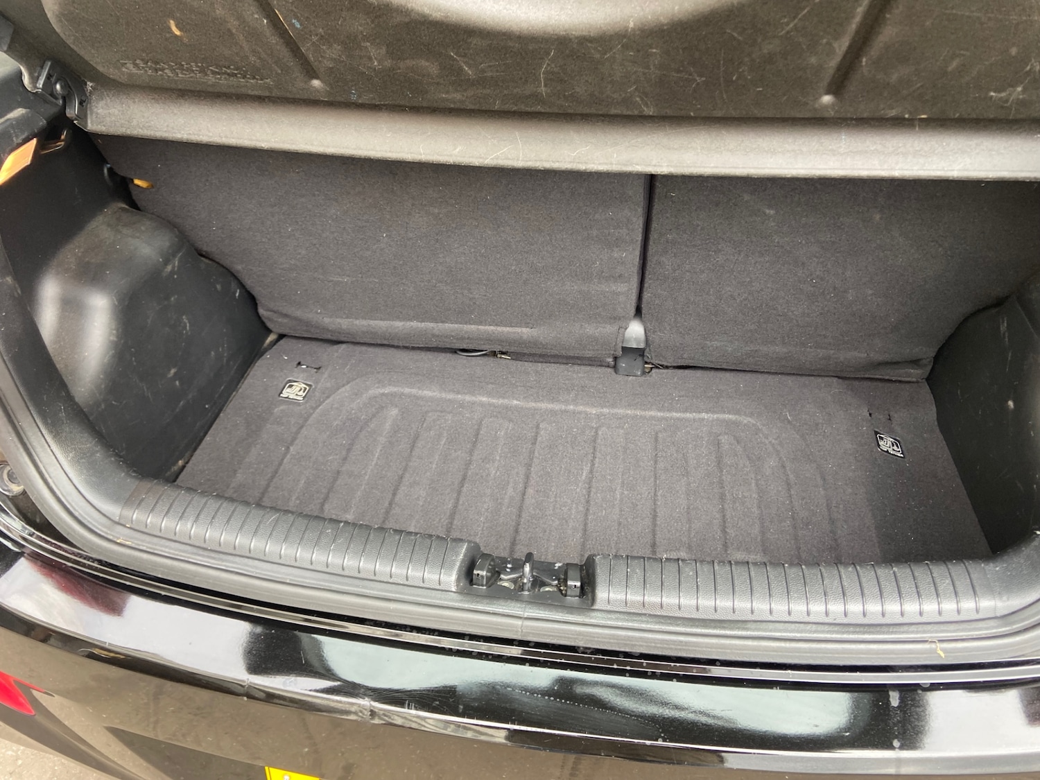 Used Hyundai i10 2014 for sale - 76146257: Photo 17