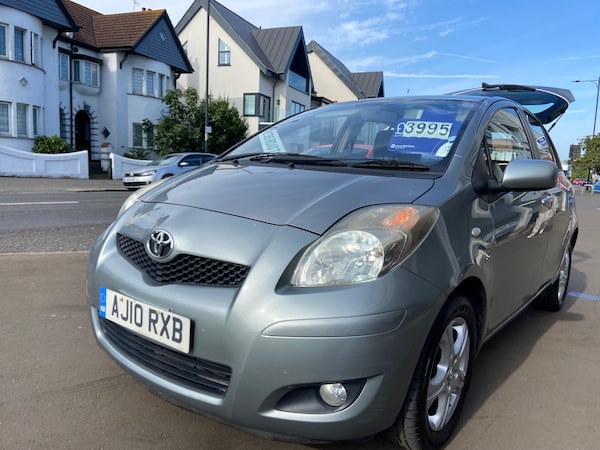 Used Toyota Yaris 2010 for sale - 75514355: Photo 8
