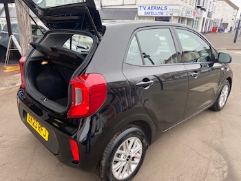 Used Kia Picanto 2023 for sale - 78501572: Photo