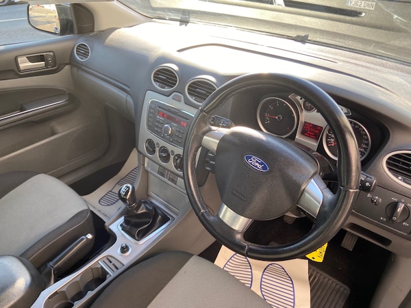 Used Ford Focus 2011 for sale - 76222861: Photo 7