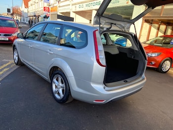 Used Ford Focus 2009 for sale - 77301514: Photo