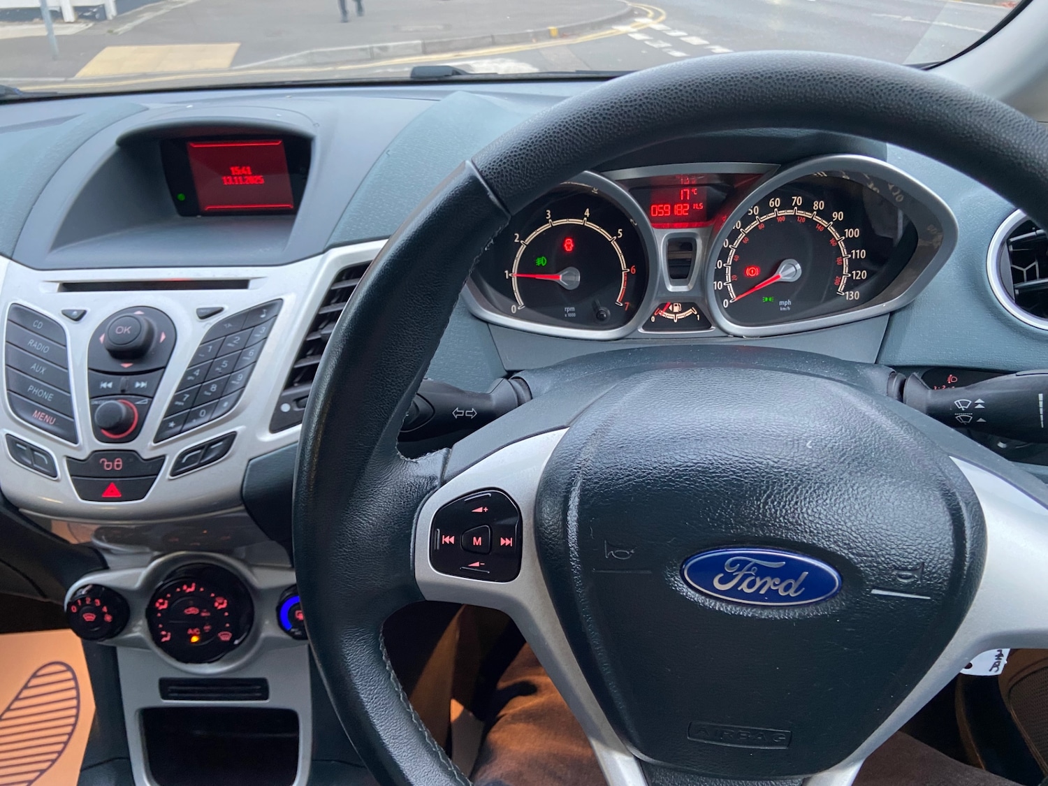 Used Ford Fiesta 2010 for sale - 76571386: Photo 18