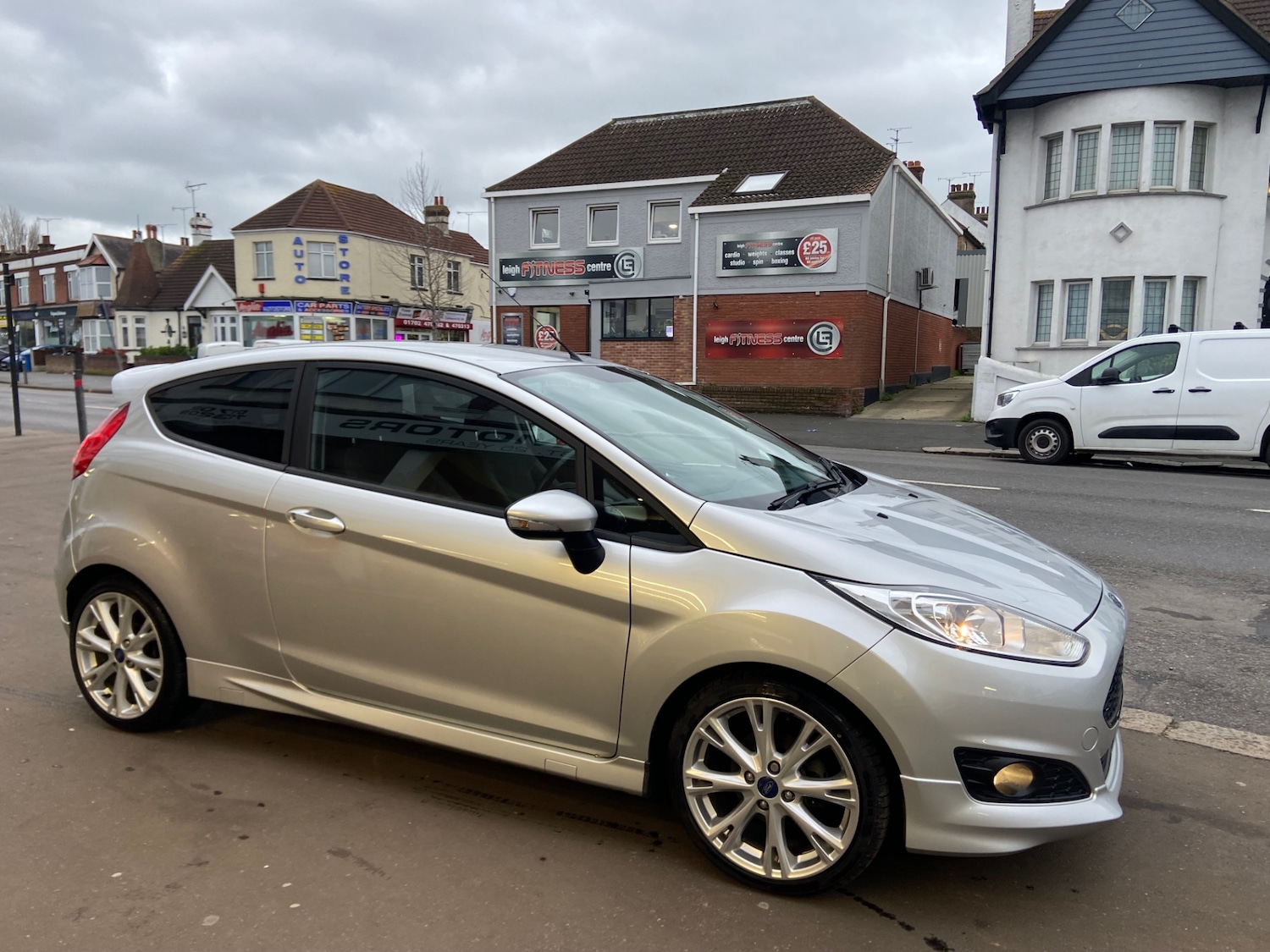 Used Ford Fiesta 2014 for sale - 76921292: Photo 6