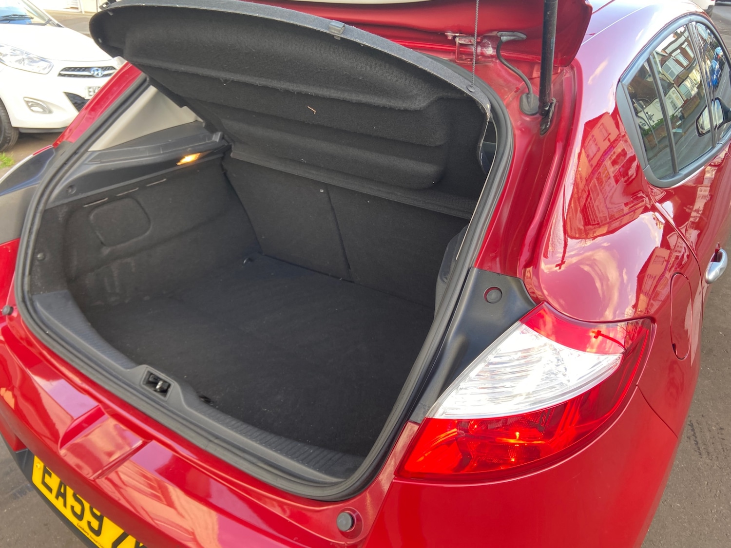 Used Renault Megane 2009 for sale - 76734858: Photo 5