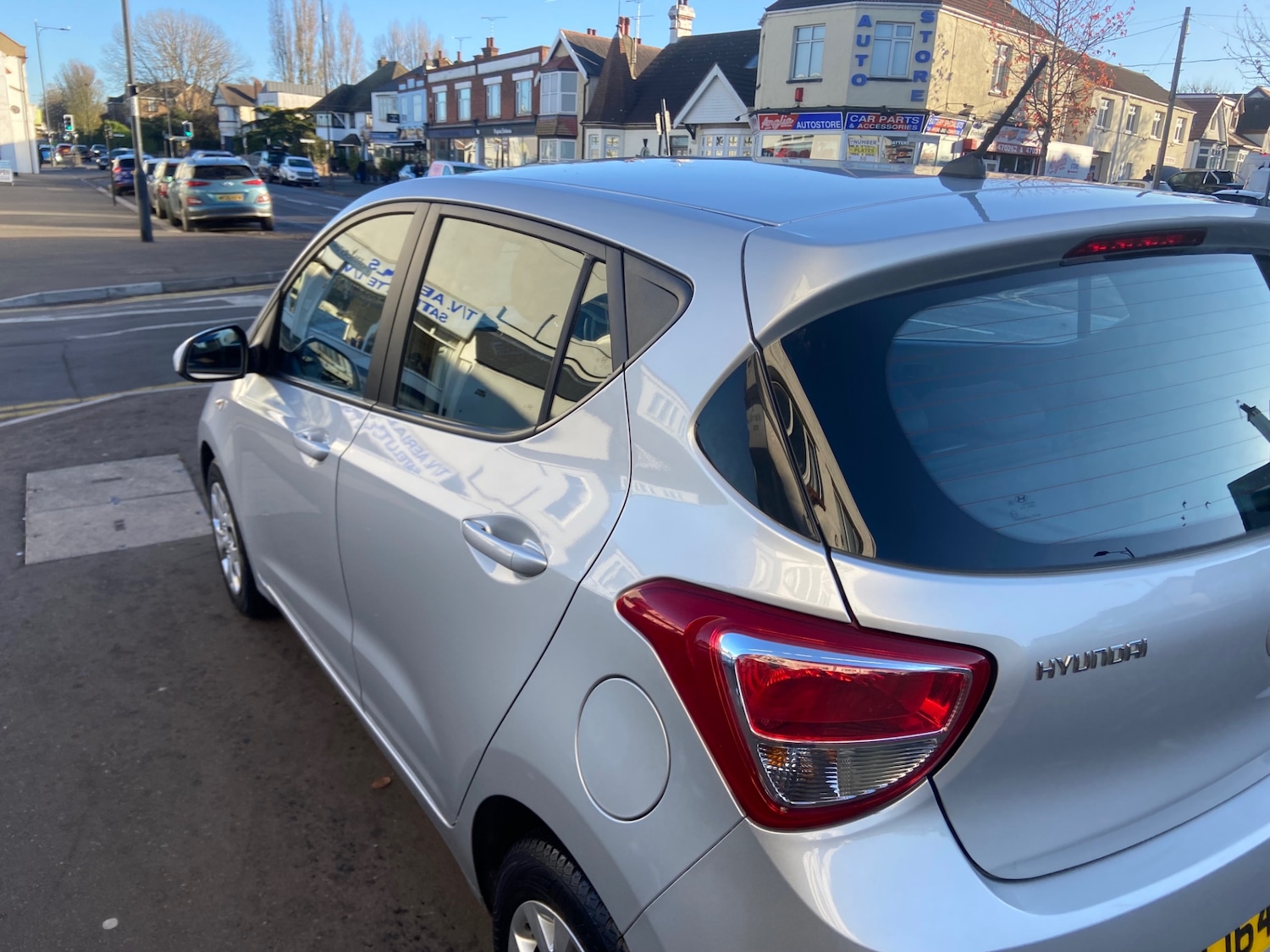 Used Hyundai i10 2014 for sale - 76651110: Photo 17