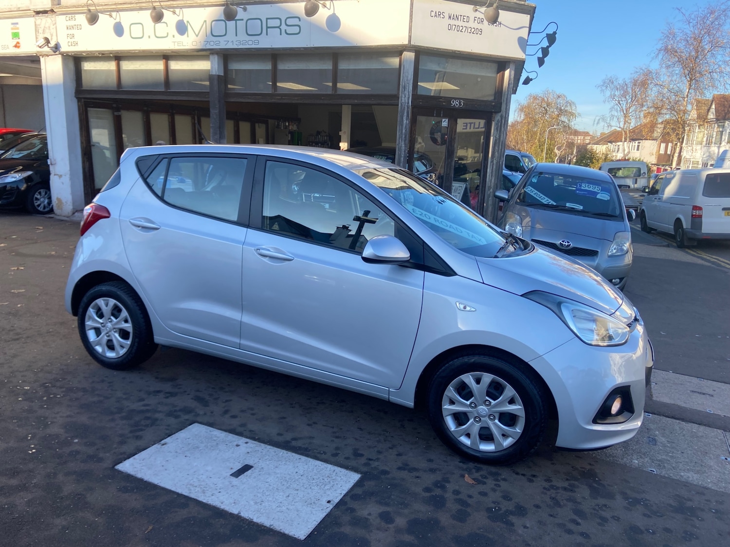 Used Hyundai i10 2014 for sale - 76651110: Photo 2