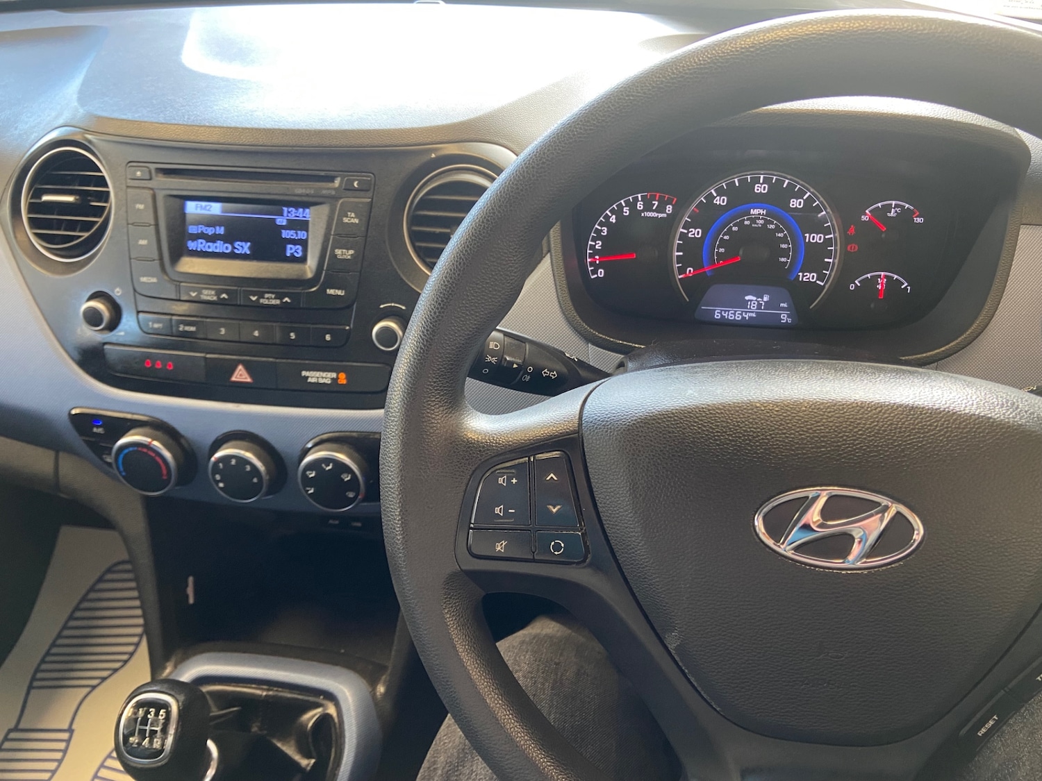 Used Hyundai i10 2014 for sale - 76651110: Photo 6