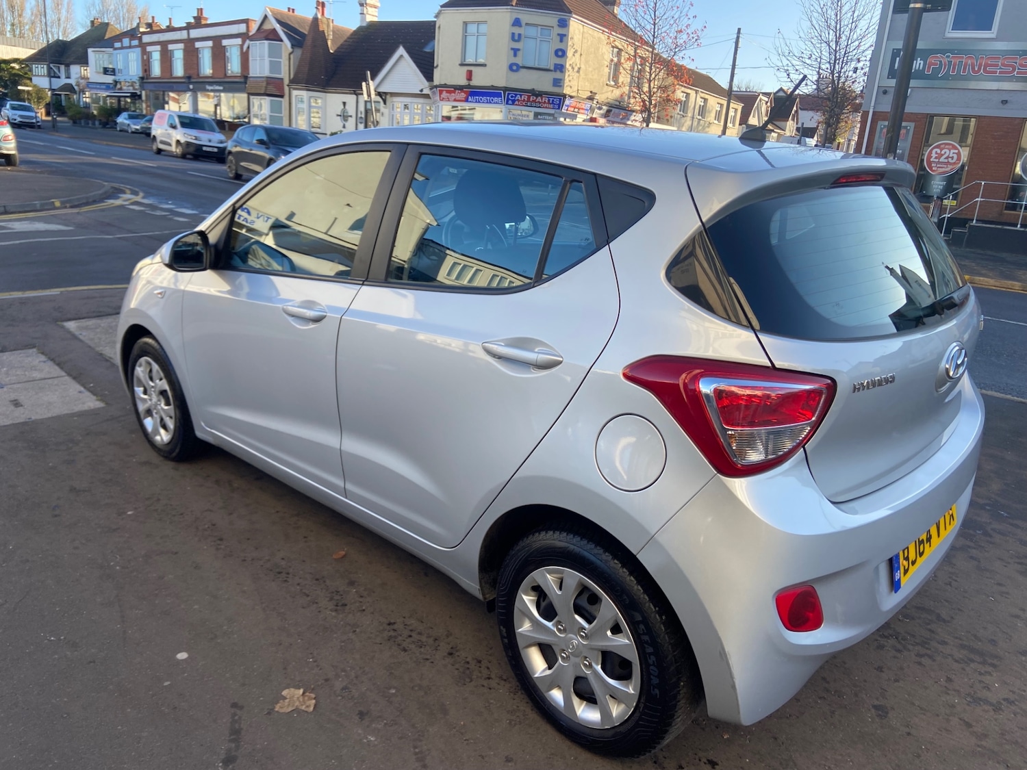 Used Hyundai i10 2014 for sale - 76651110: Photo 9