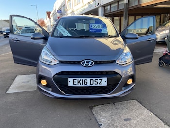 Used Hyundai i10 2016 for sale - 76978940: Photo