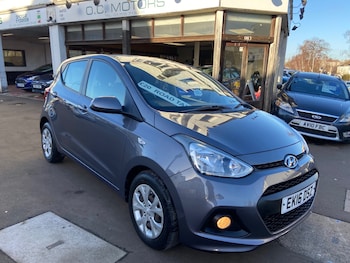 Used Hyundai i10 2016 for sale - 76978940: Photo