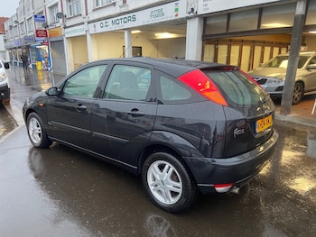 Used Ford Focus 2004 for sale - 77421437: Photo