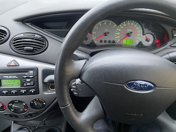 Used Ford Focus 2004 for sale - 77421437: Photo