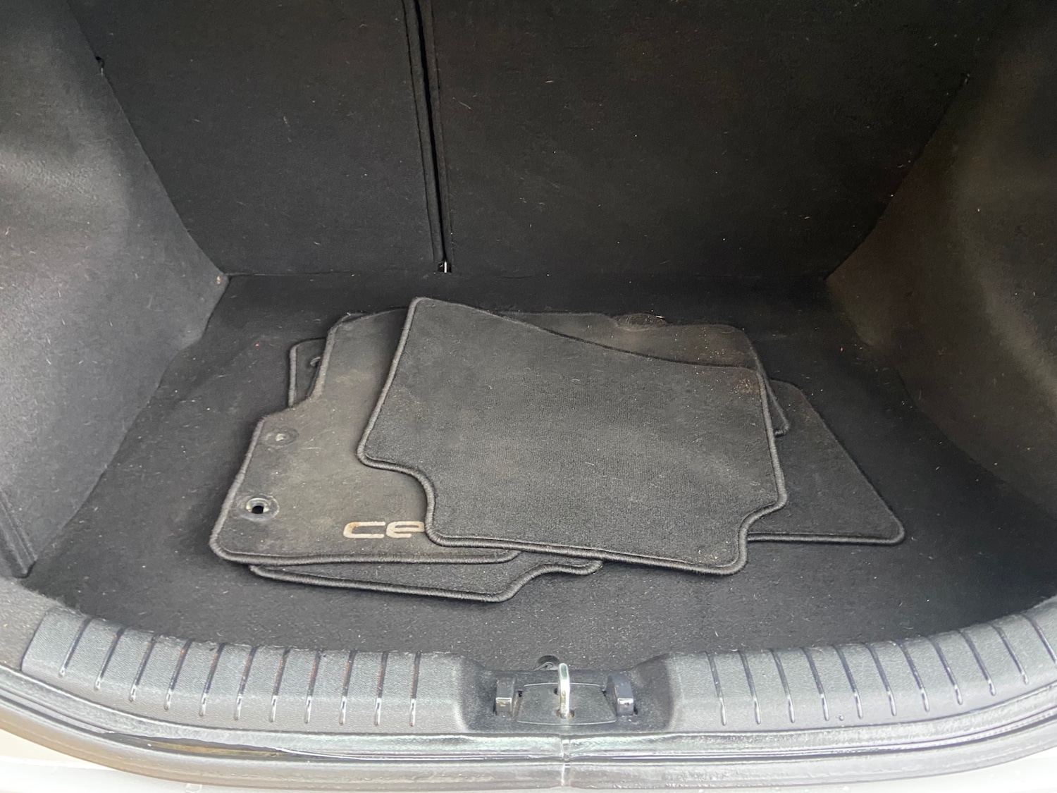 Used Kia Ceed 2009 for sale - 76505674: Photo 17