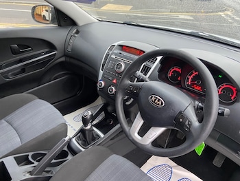 Used Kia Ceed 2009 for sale - 76505674: Photo