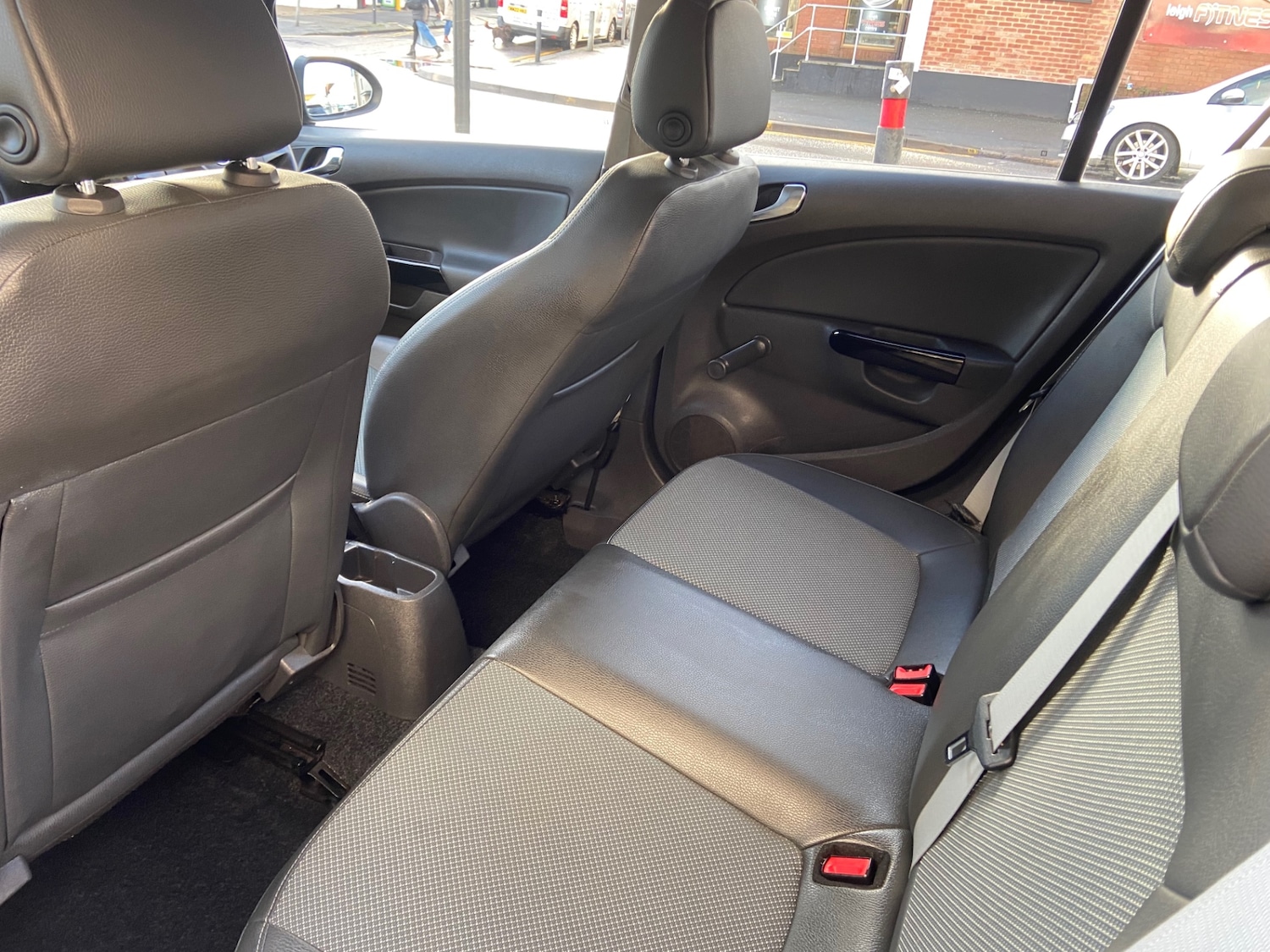 Used Vauxhall Corsa 2009 for sale - 77220568: Photo 16