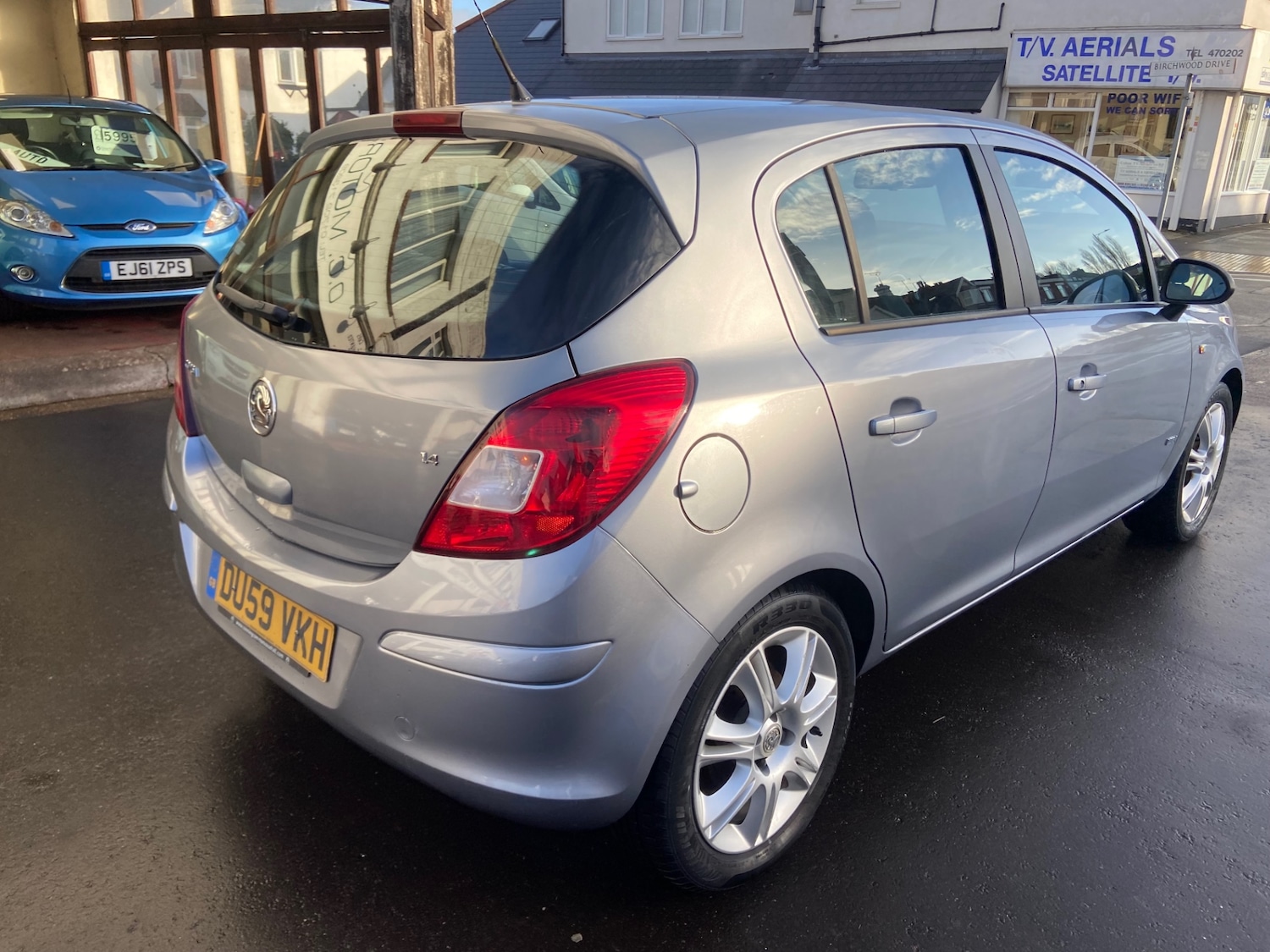 Used Vauxhall Corsa 2009 for sale - 77220568: Photo 9