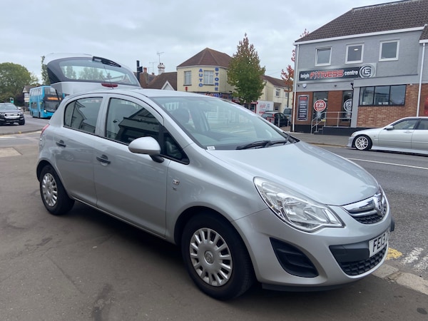 Used Vauxhall Corsa 2013 for sale - 76198508: Photo 1