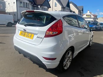 Used Ford Fiesta 2011 for sale - 79652273: Photo