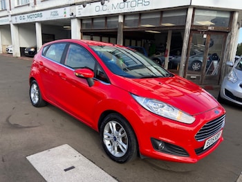 Used Ford Fiesta 2015 for sale - 75930331: Photo