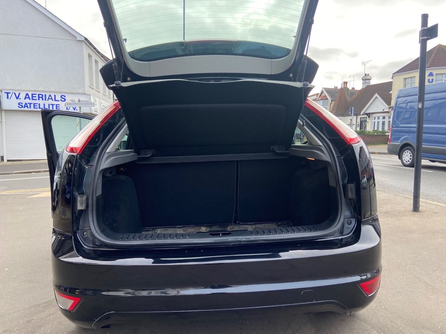 Used Ford Focus 2010 for sale - 78039563: Photo 17