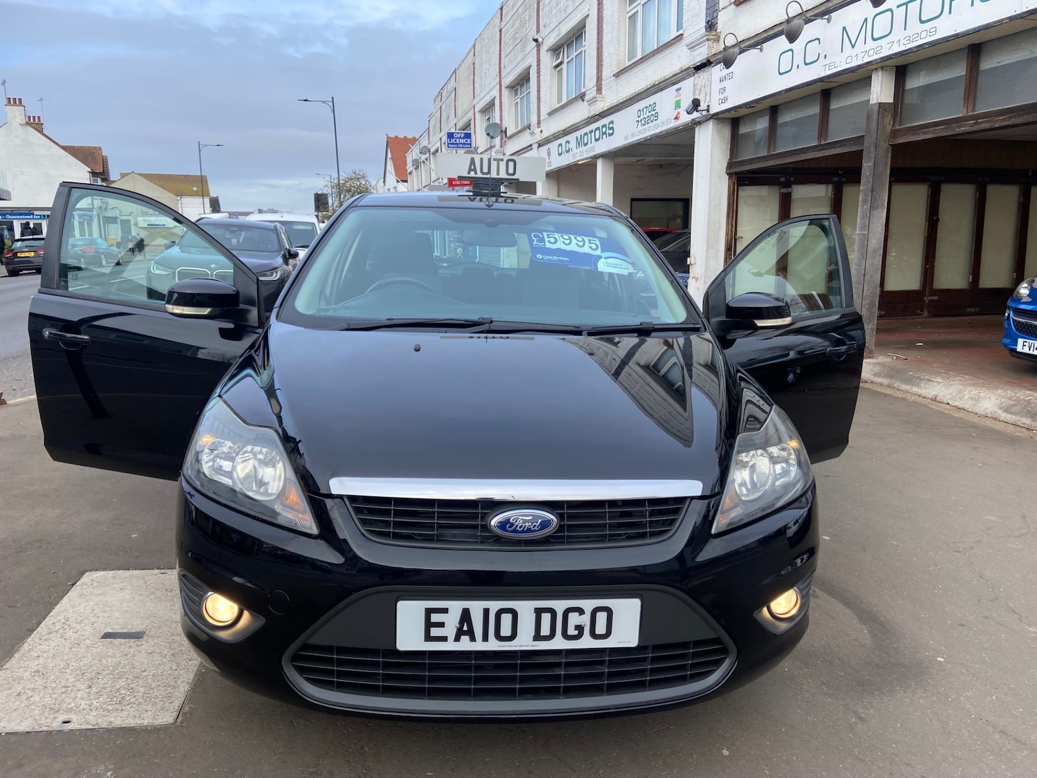 Used Ford Focus 2010 for sale - 78039563: Photo 2