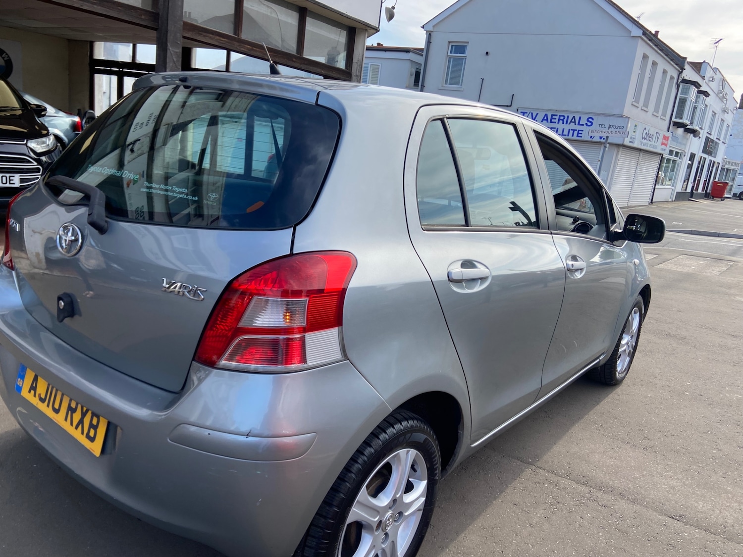Used Toyota Yaris 2010 for sale - 76552587: Photo 3