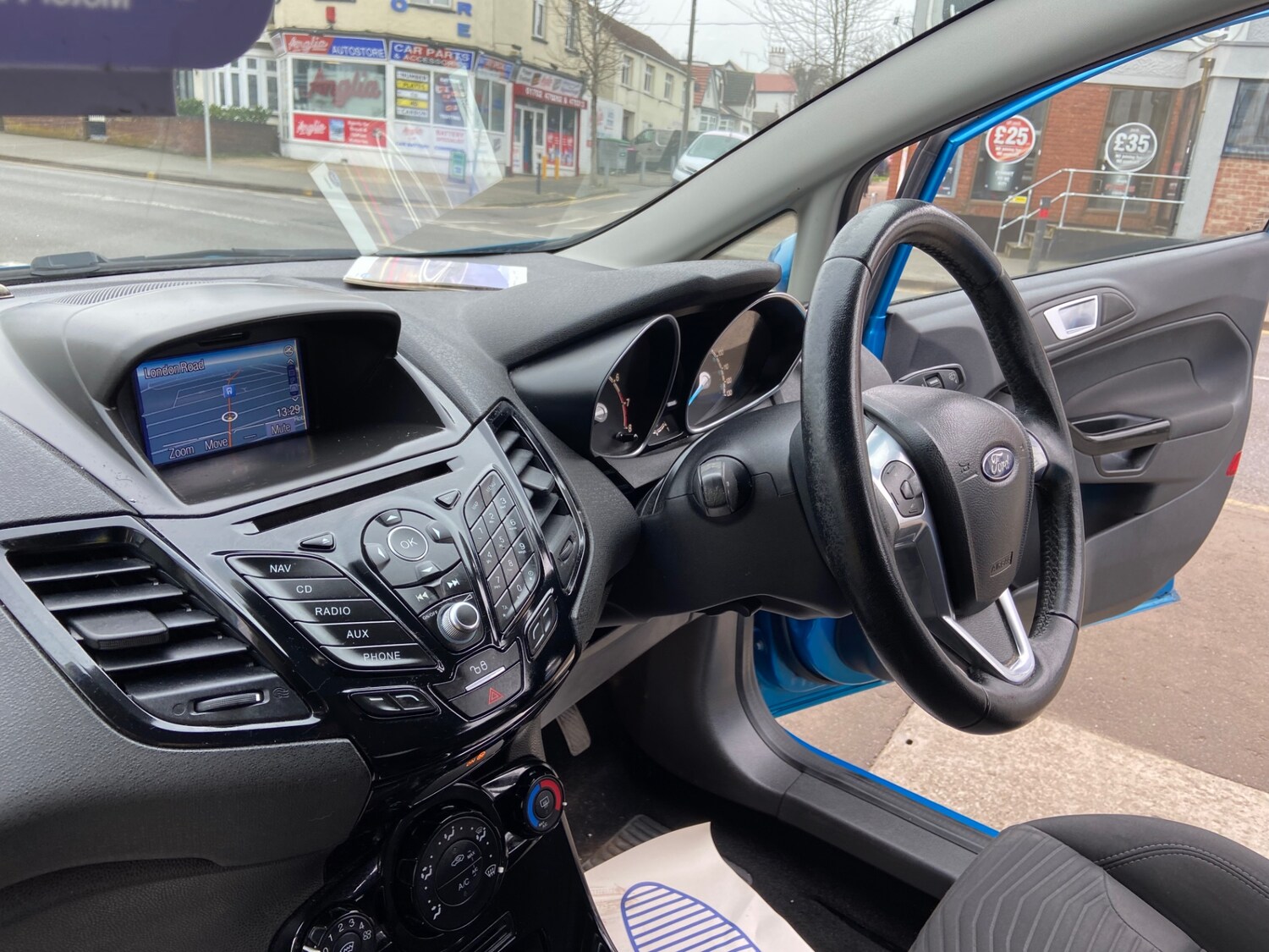 Used Ford Fiesta 2016 for sale - 77743008: Photo 9