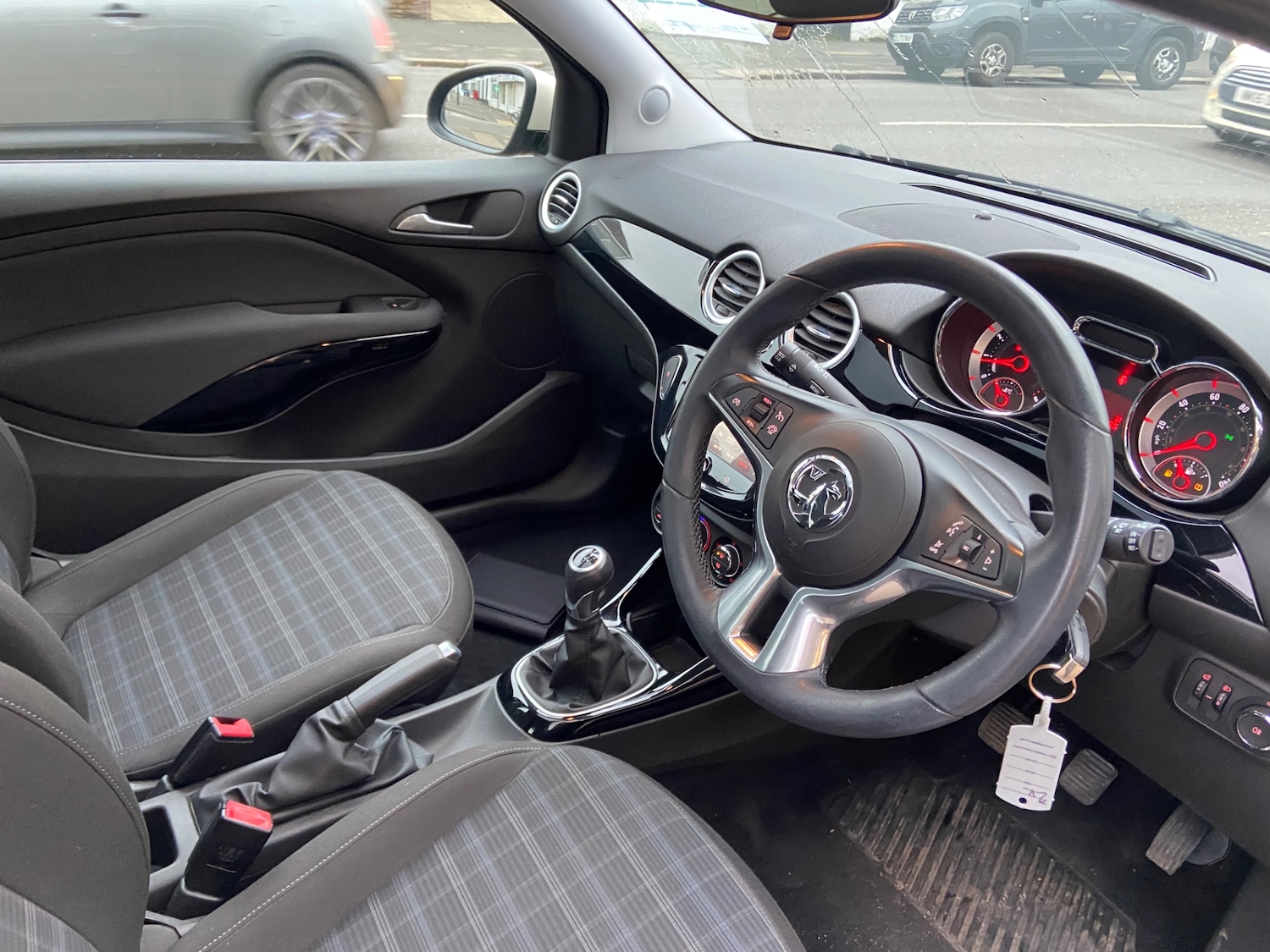 Used Vauxhall ADAM 2015 for sale - 77033395: Photo 9