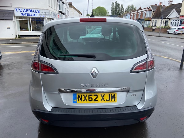 Used Renault Scenic 2012 for sale - 76114383: Photo 17
