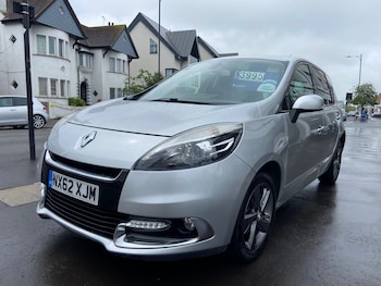 Used Renault Scenic 2012 for sale - 76114383: Photo 2