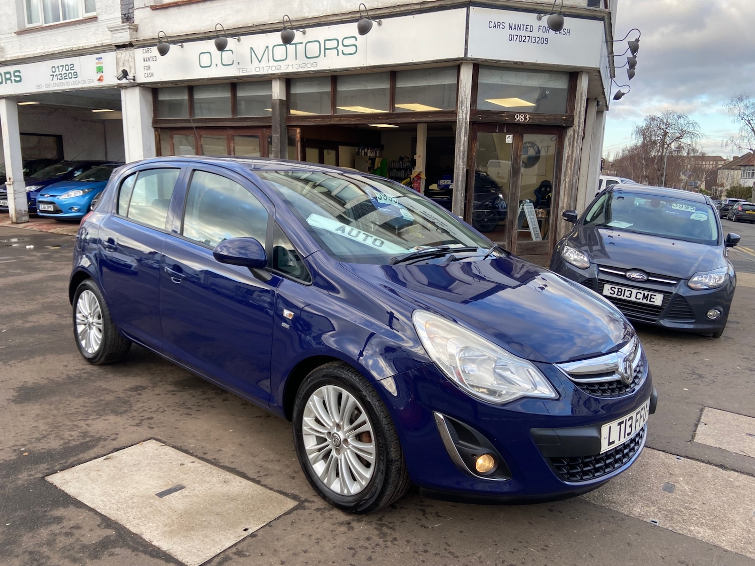 Used Vauxhall Corsa 2013 for sale - 77140437: Photo 1