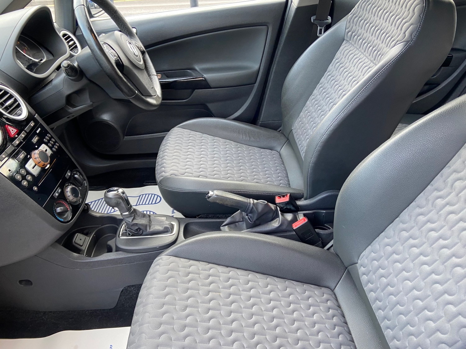 Used Vauxhall Corsa 2013 for sale - 77140437: Photo 18