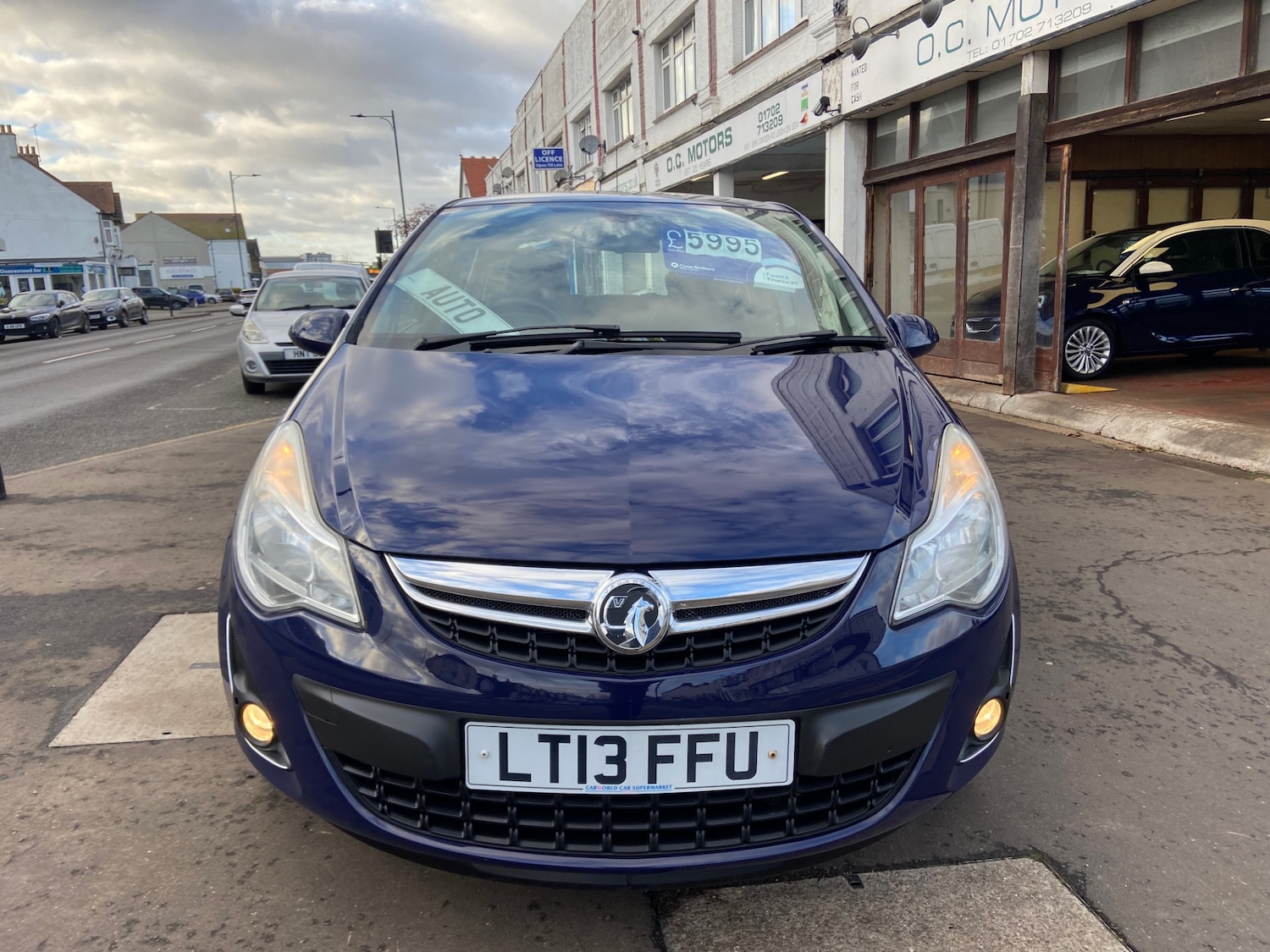 Used Vauxhall Corsa 2013 for sale - 77140437: Photo 4