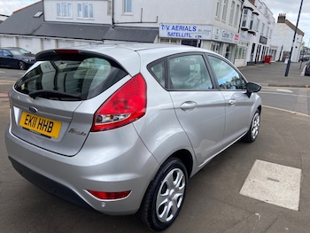 Used Ford Fiesta 2011 for sale - 78272486: Photo