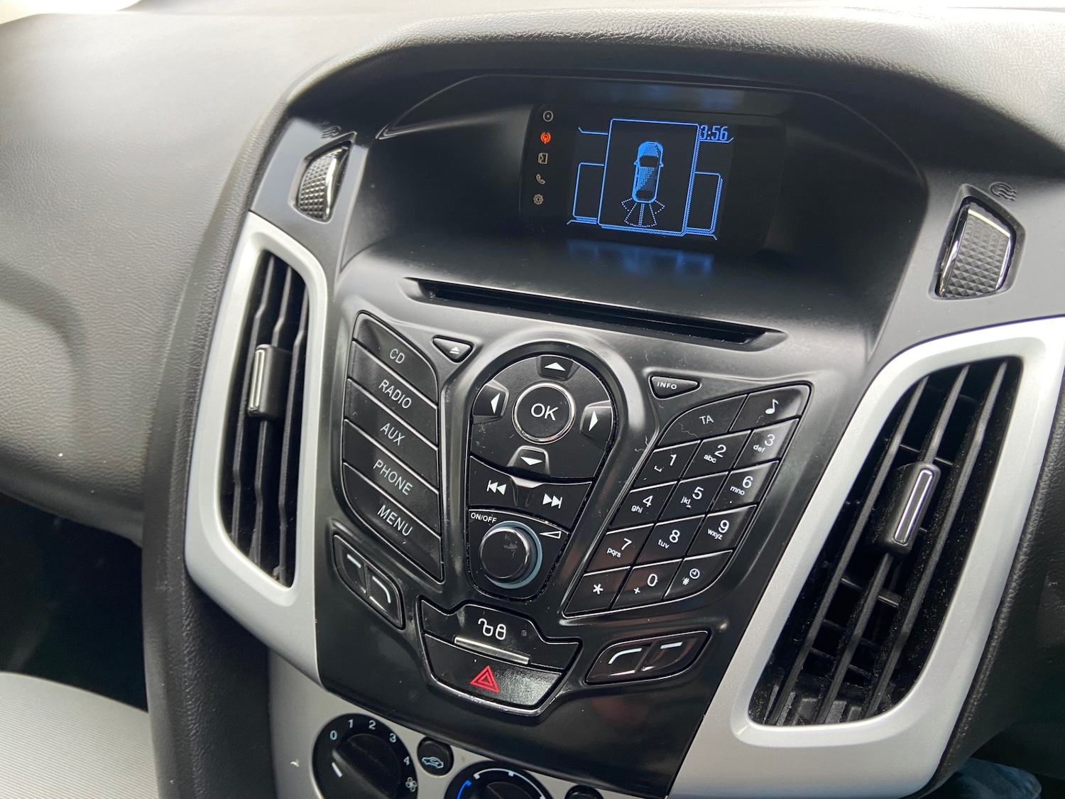 Used Ford Focus 2013 for sale - 76626027: Photo 12