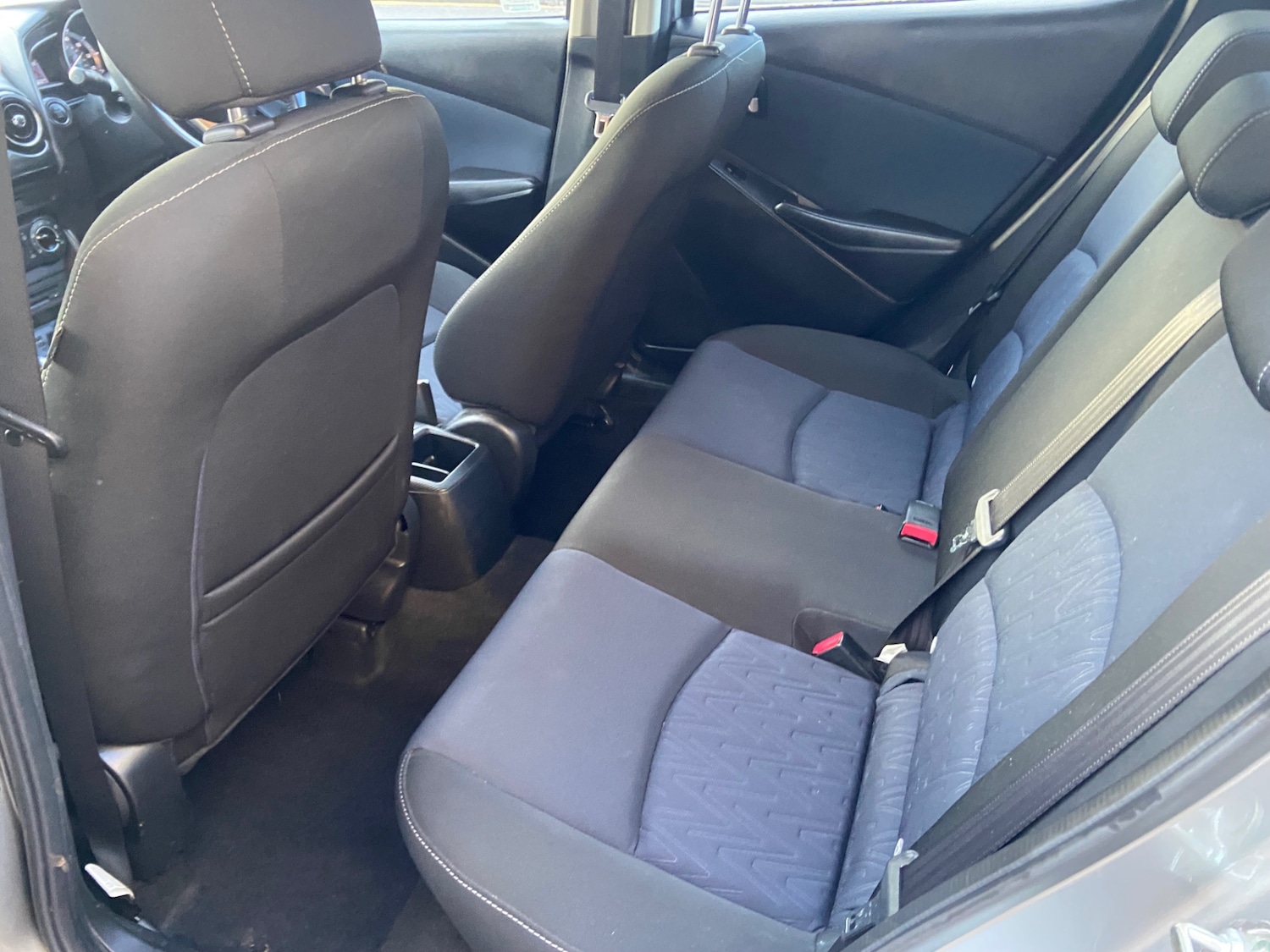 Used Mazda Mazda2 2016 for sale - 76986628: Photo 13