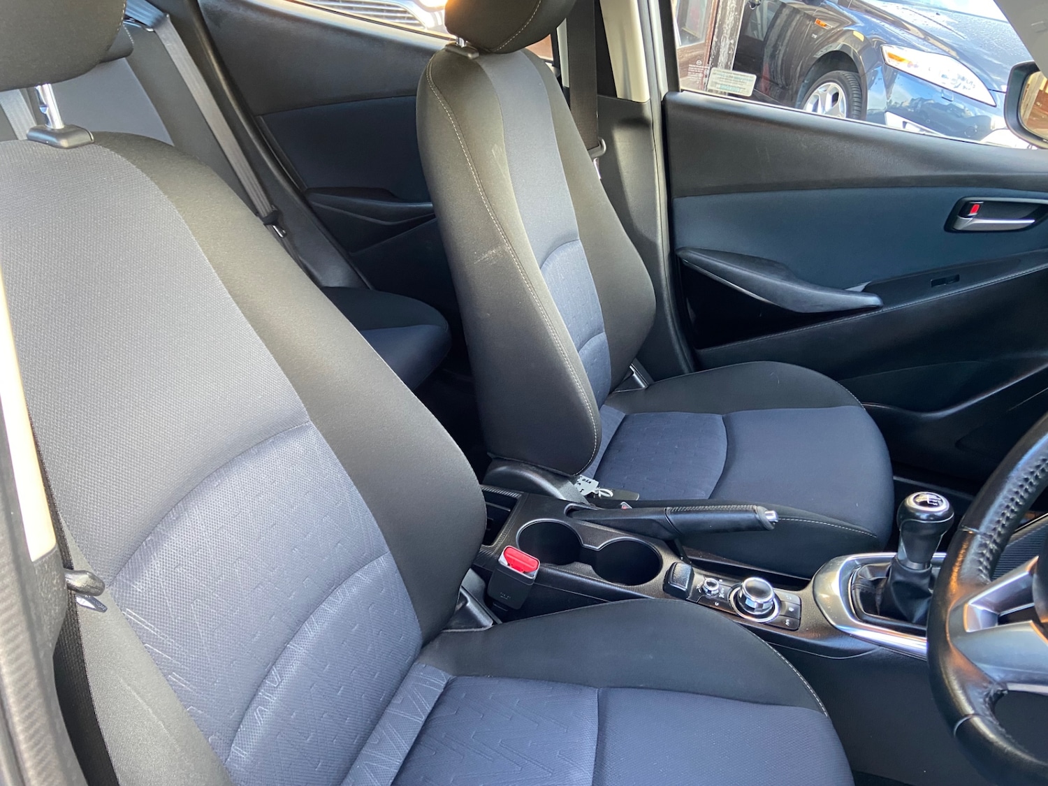 Used Mazda Mazda2 2016 for sale - 76986628: Photo 22