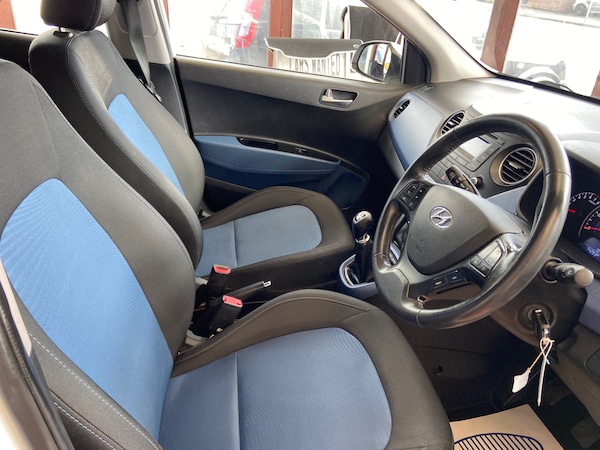 Used Hyundai i10 2015 for sale - 75715622: Photo 13