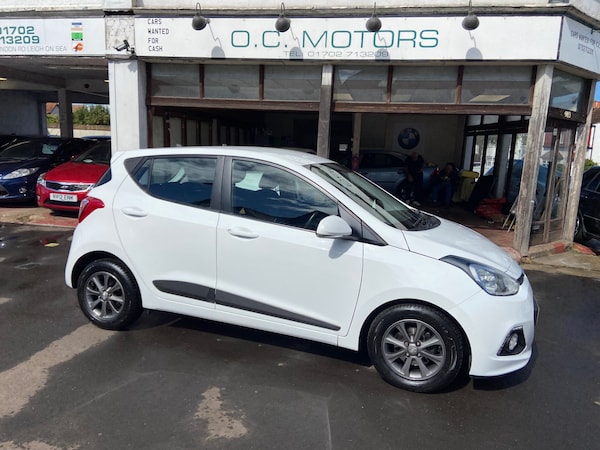 Used Hyundai i10 2015 for sale - 75715622: Photo 4