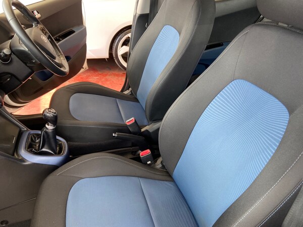 Used Hyundai i10 2015 for sale - 75715622: Photo 8