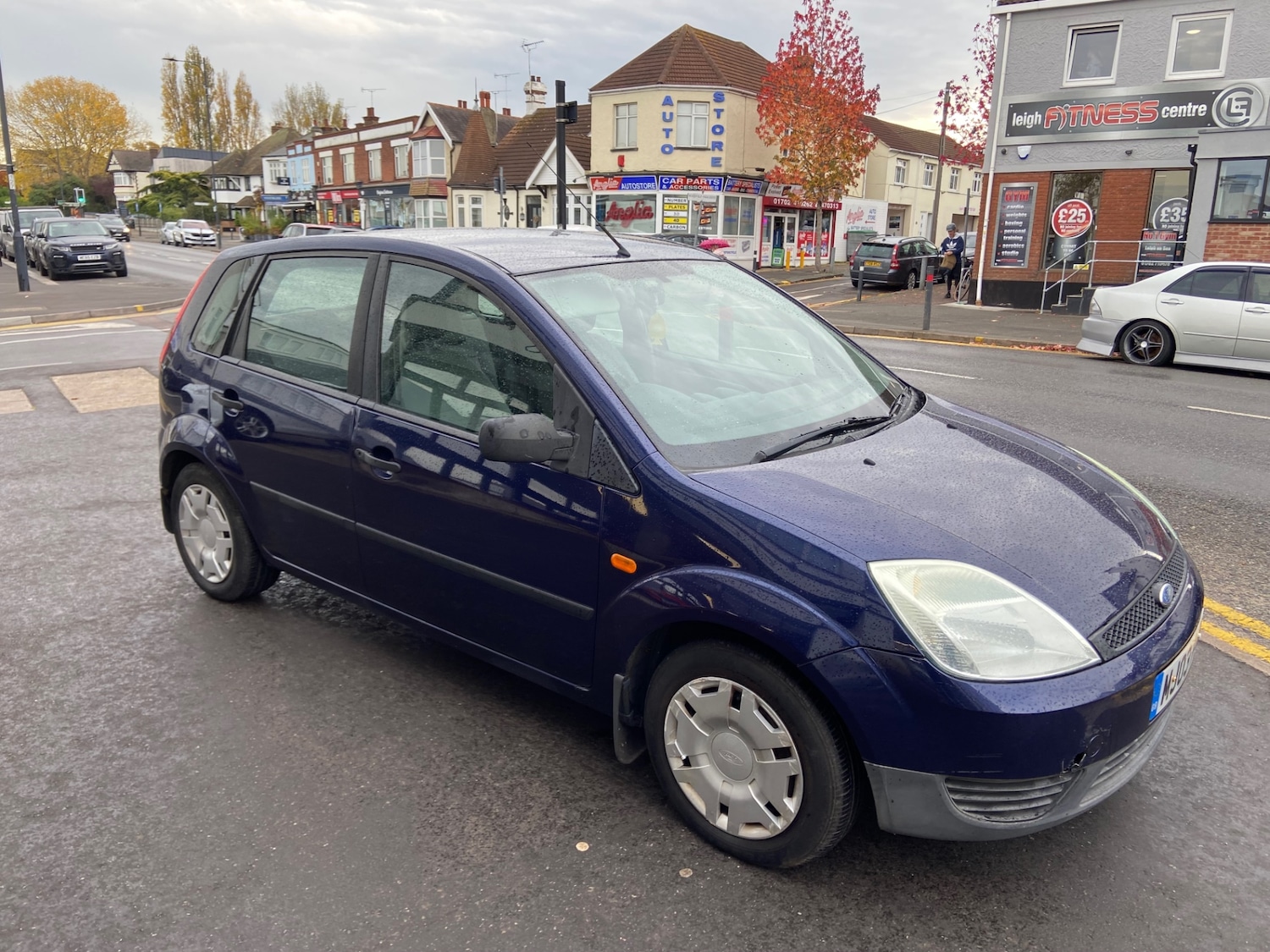 Used Ford Fiesta 2003 for sale - 76476736: Photo 2