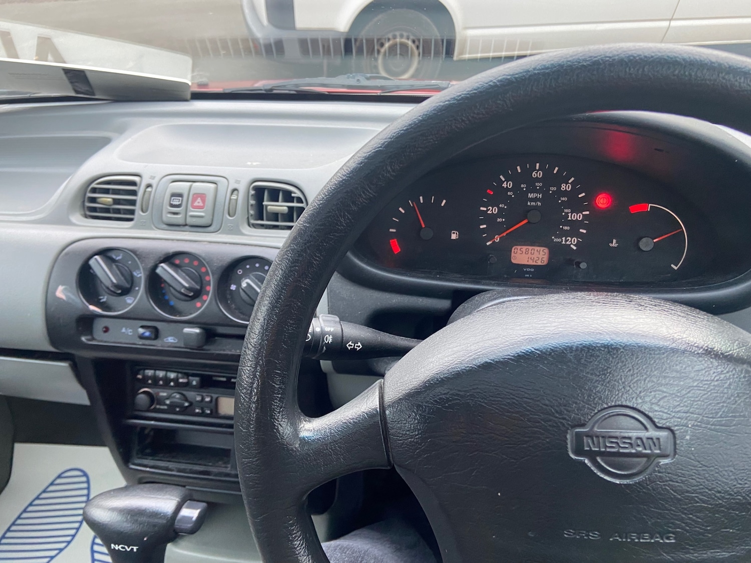 Used Nissan Micra 1998 for sale - 77274578: Photo 8