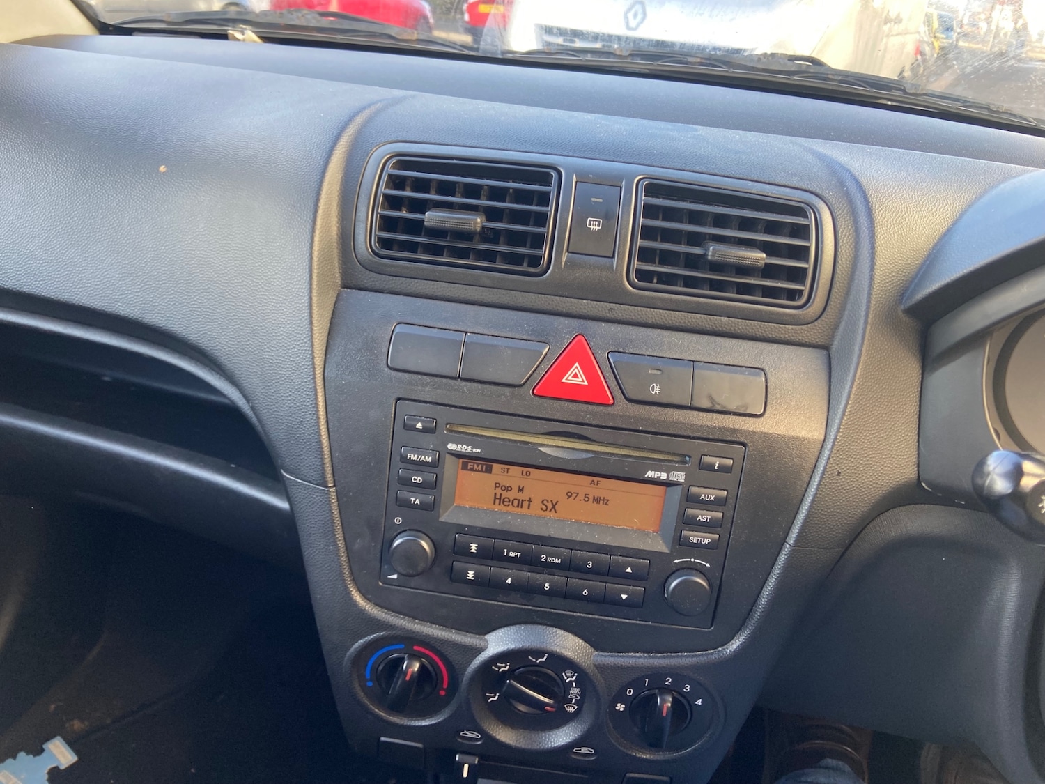 Used Kia Picanto 2010 for sale - 76984251: Photo 4